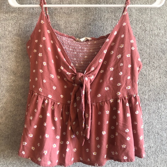 PacSun Tops - Cute flowy shirt